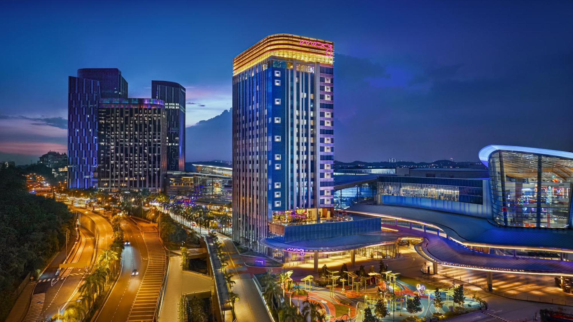 Moxy Putrajaya Hotel Exterior foto